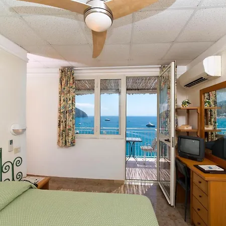 ホテル Hotel La Palma イスキア島